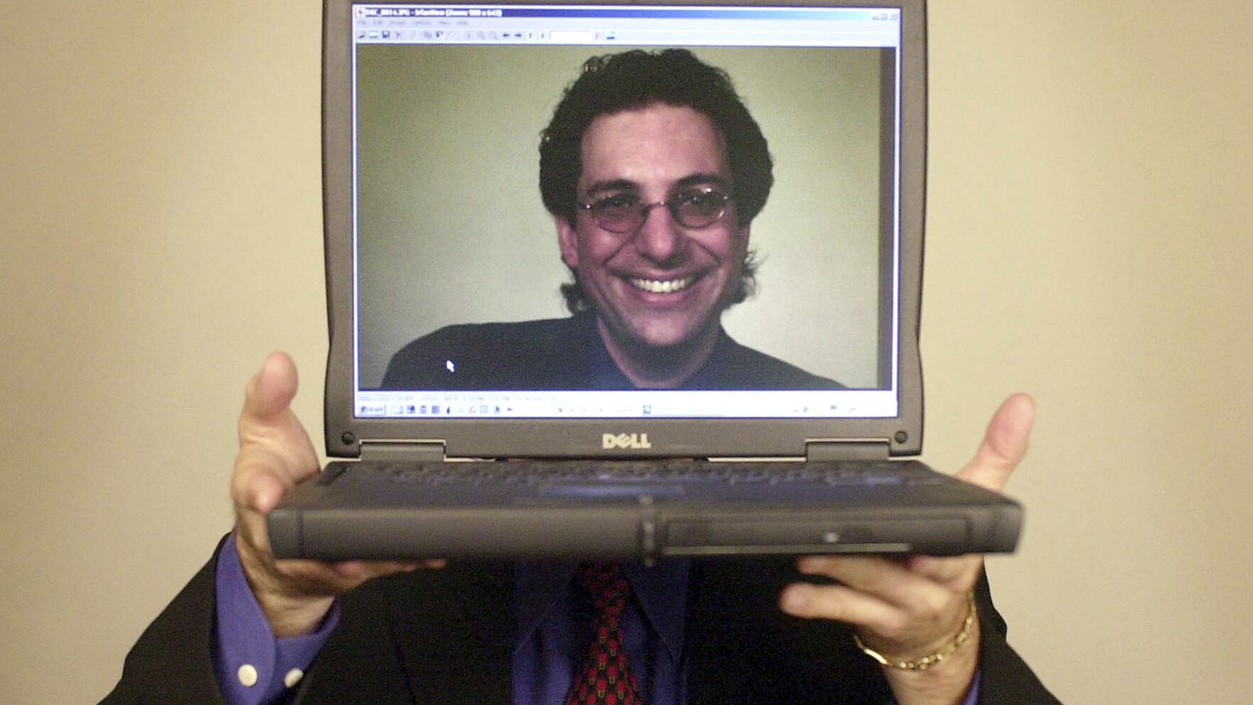 Pioneering hacker Kevin Mitnick, FBI-wanted felon turned security guru, dead at 59